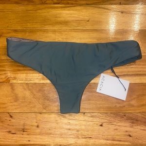 acacia swimwear Mumbai bottom in willow size M NWT